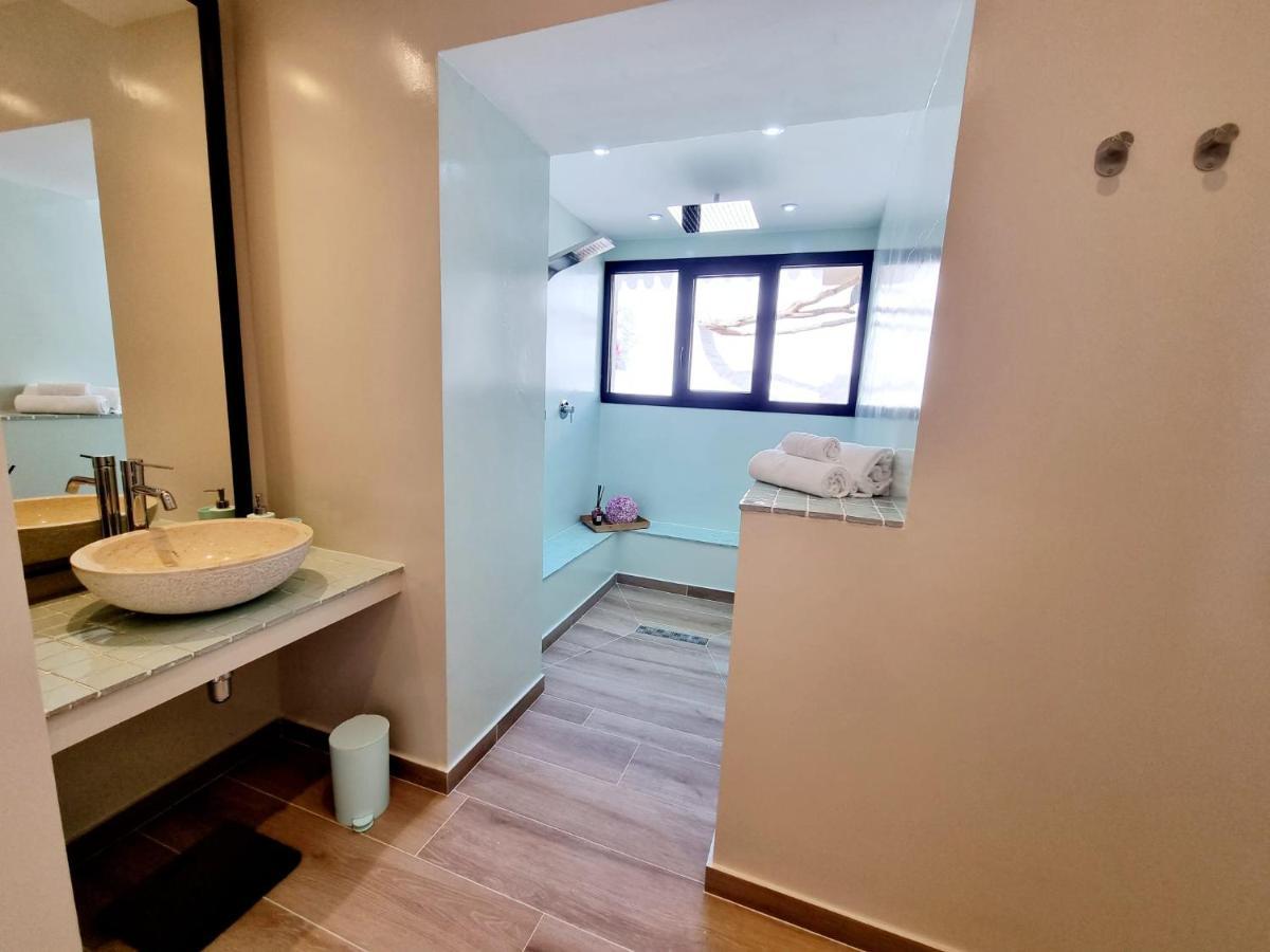 Stazzo San Teodoro Il Ginepro Piscina Condivisa Apartment Bagian luar foto