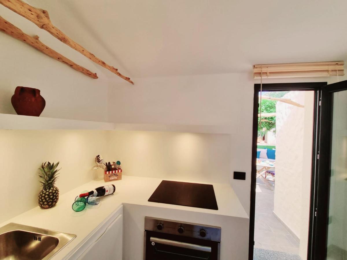 Stazzo San Teodoro Il Ginepro Piscina Condivisa Apartment Bagian luar foto