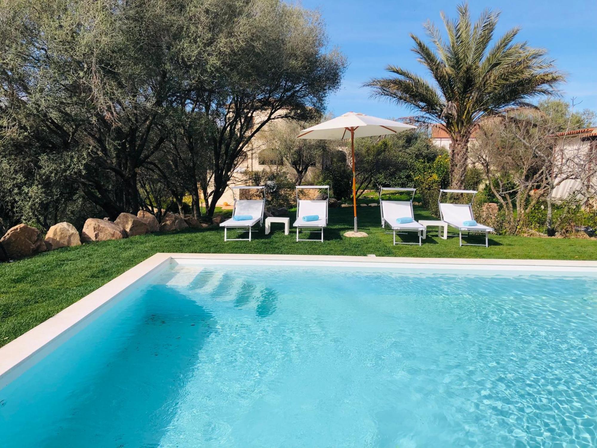 Stazzo San Teodoro Il Ginepro Piscina Condivisa Apartment Bagian luar foto