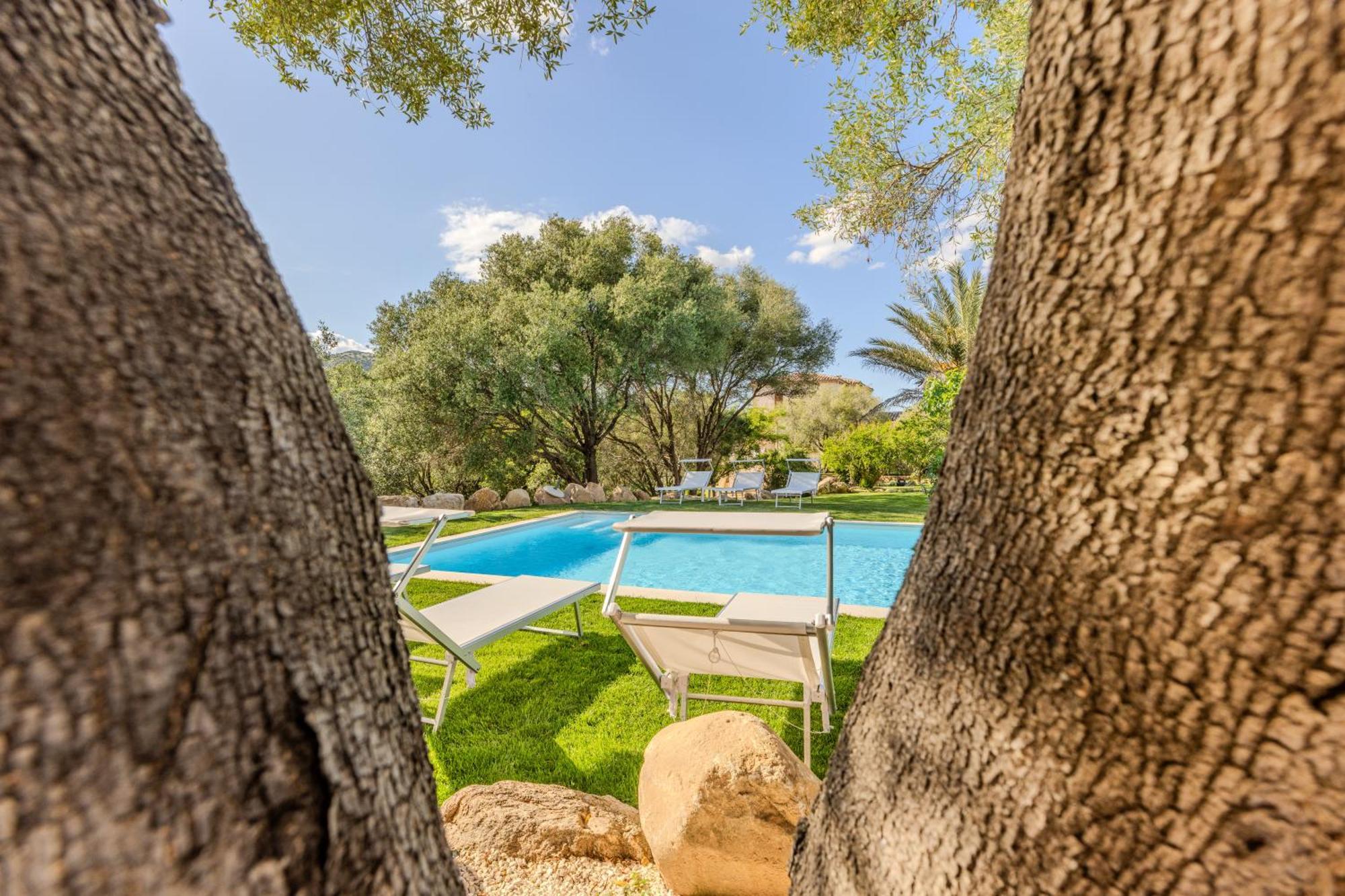 Stazzo San Teodoro Il Ginepro Piscina Condivisa Apartment Bagian luar foto